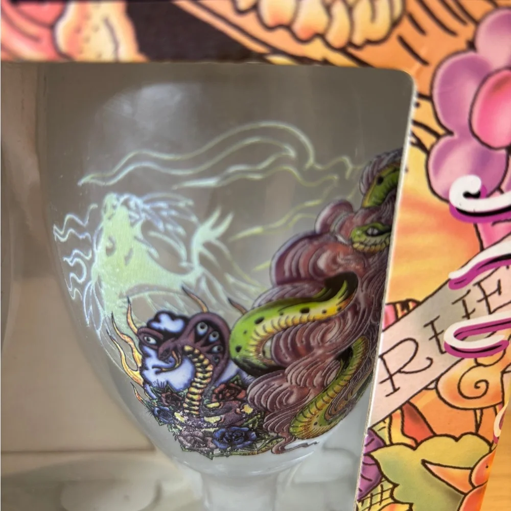 Ed Hardy Set of 2‎ Goblets 14 Oz Tattoo Art Geisha Dragon Design Drinkware